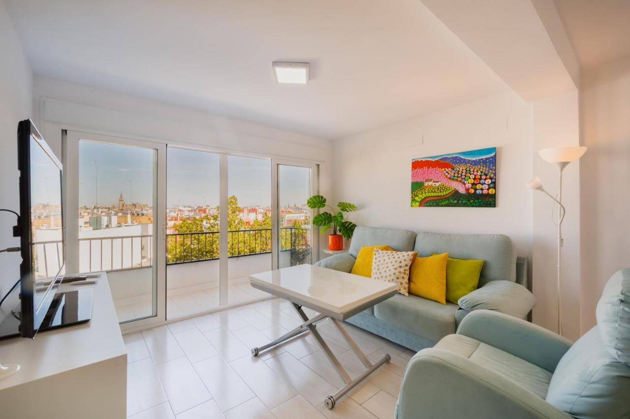 Wide And Colourful- 3Bd 1Bth- Triana Appartement Sevilla Buitenkant foto