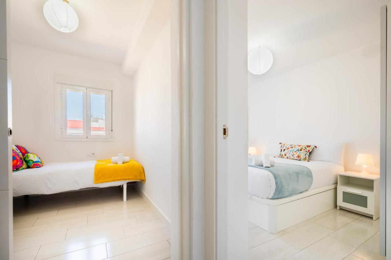 Wide And Colourful- 3Bd 1Bth- Triana Appartement Sevilla Buitenkant foto