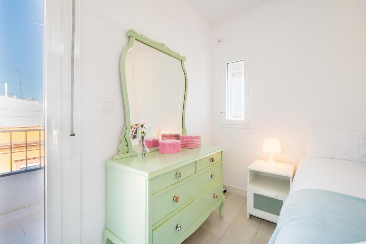Wide And Colourful- 3Bd 1Bth- Triana Appartement Sevilla Buitenkant foto